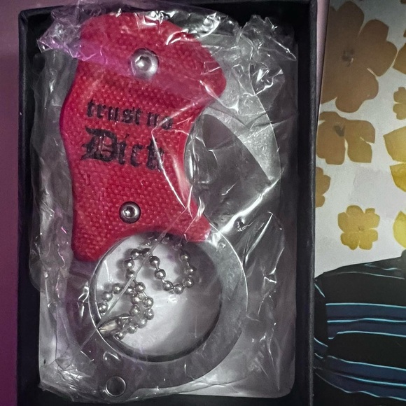 COPES x DOVES Dana Dentata TND trust no d!ck bottle opener - Picture 5 of 8